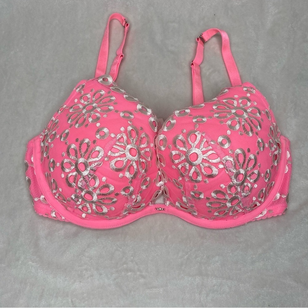 Victoria's Secret Pink Embroidered Push-Up Bra